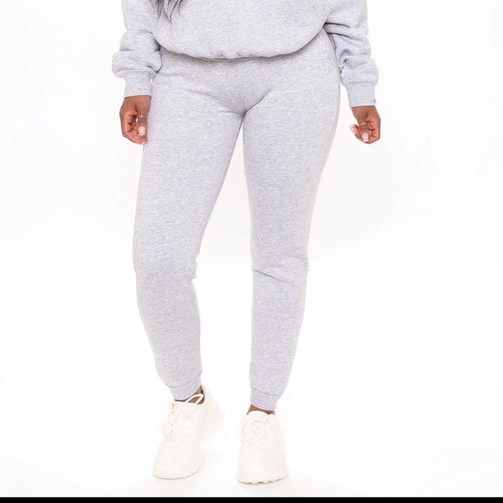 🖤Pick 5/$25 Fashion Nova Heather Gray Jogger -S